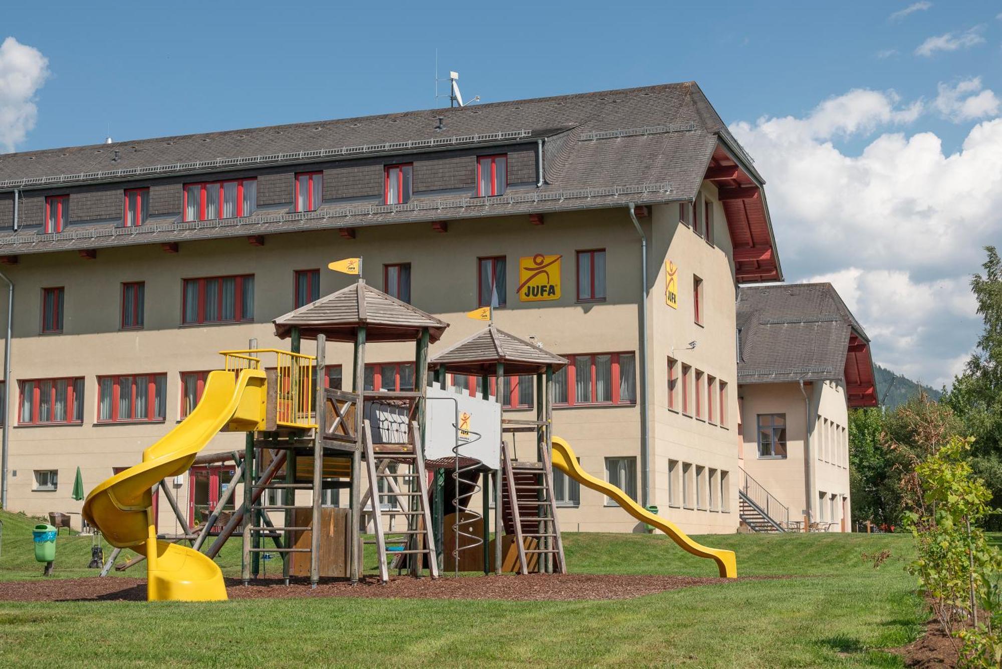 Jufa Hotel St Michael Im Lungau Санкт-Михель  Экстерьер фото
