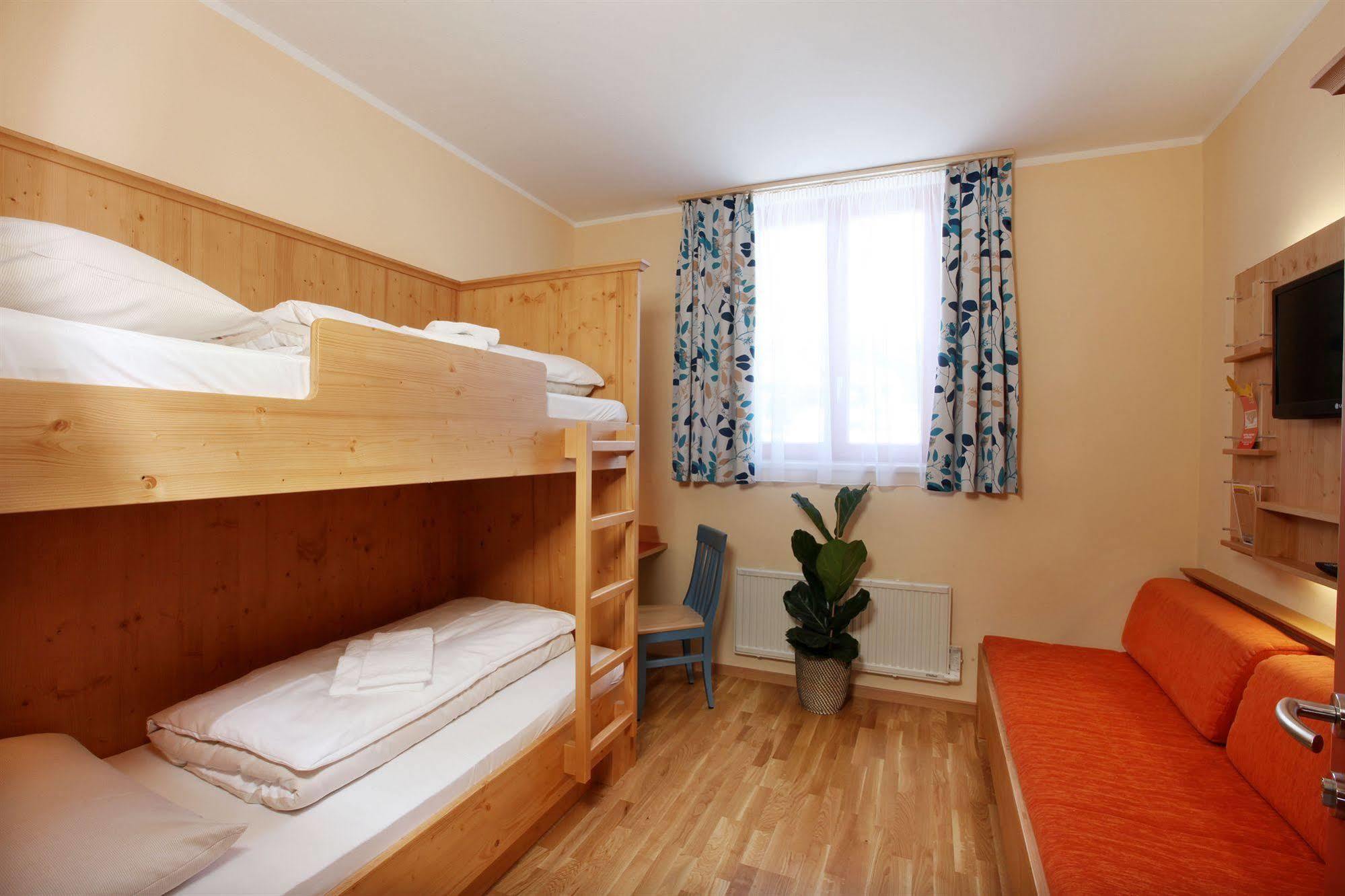 Jufa Hotel St Michael Im Lungau Санкт-Михель  Экстерьер фото